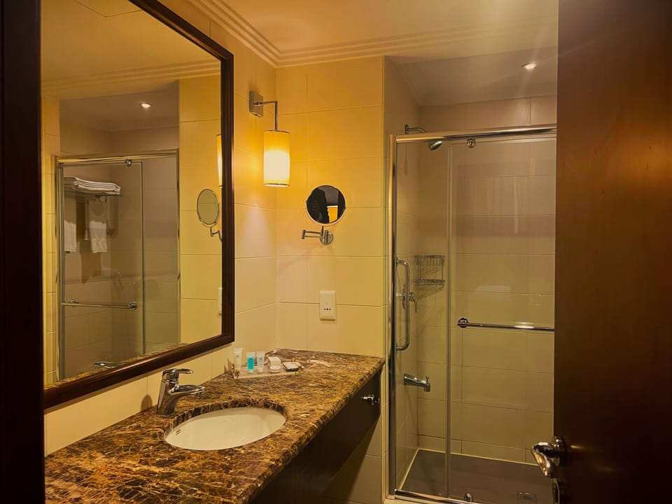 Shower, hair dryer, slippers, bidet