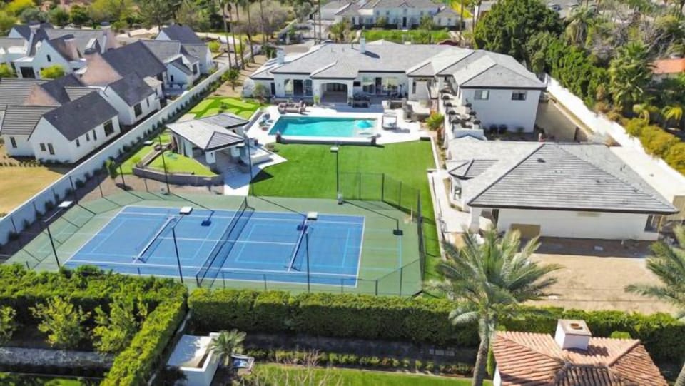 Sport court