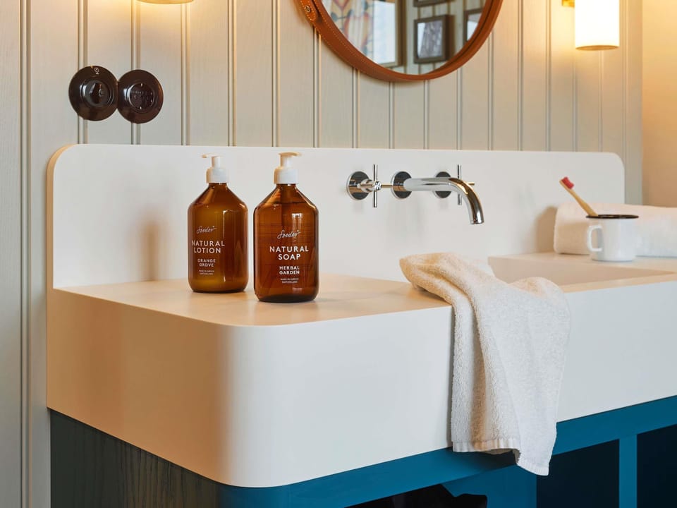 Shower, rainfall showerhead, eco-friendly toiletries, hair dryer
