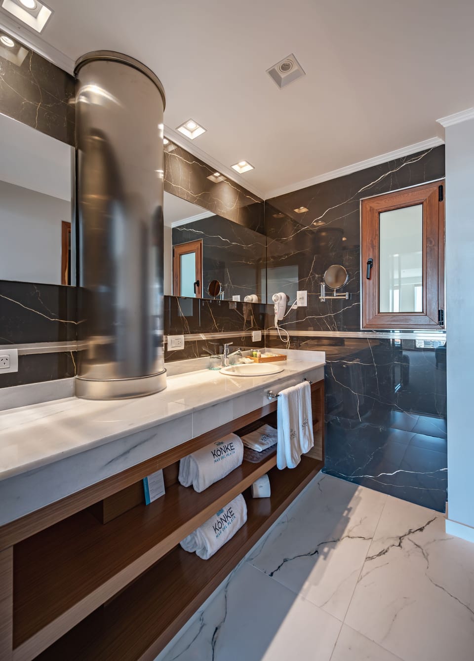 Hair dryer, slippers, bidet