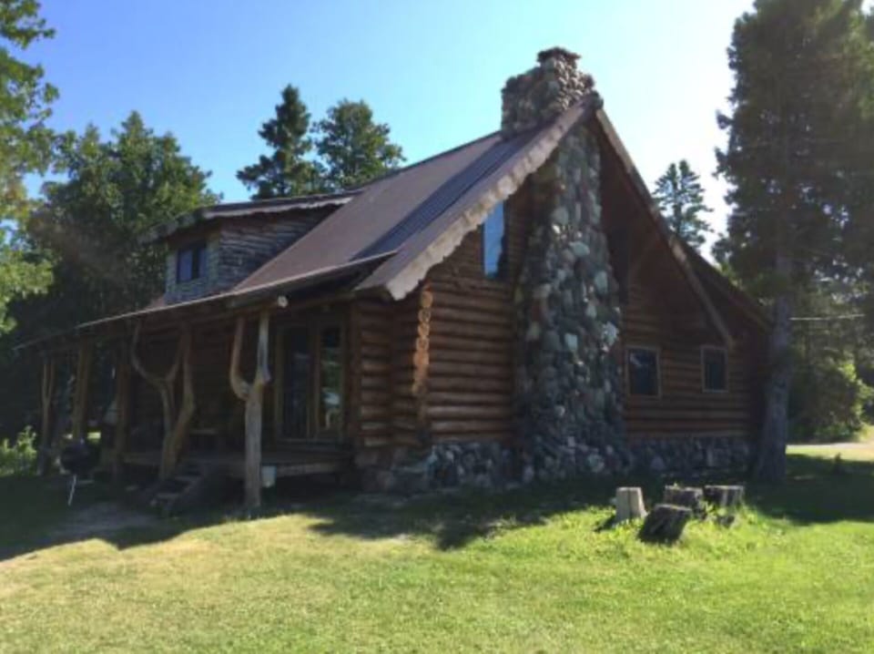 Cabin 8