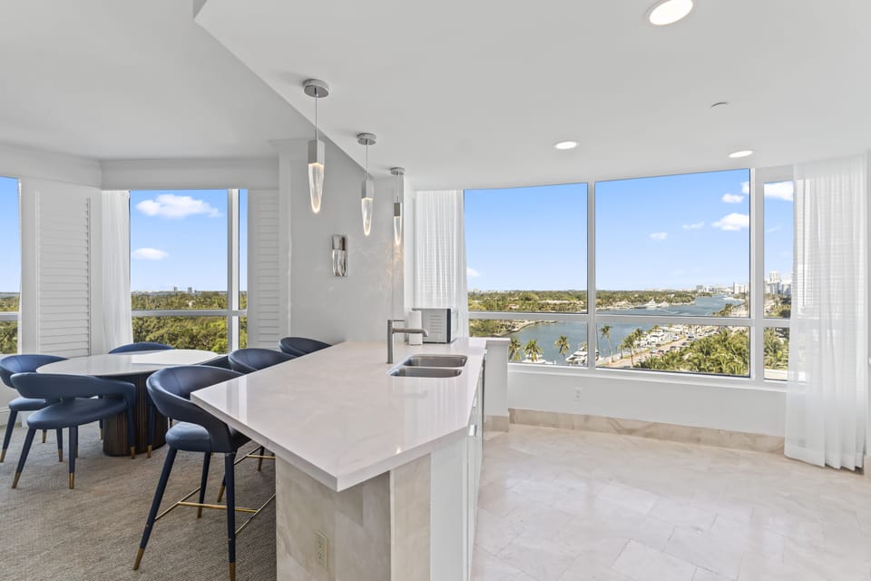 Luxury Apartment | Private kitchen | Fridge, microwave, oven, stovetop