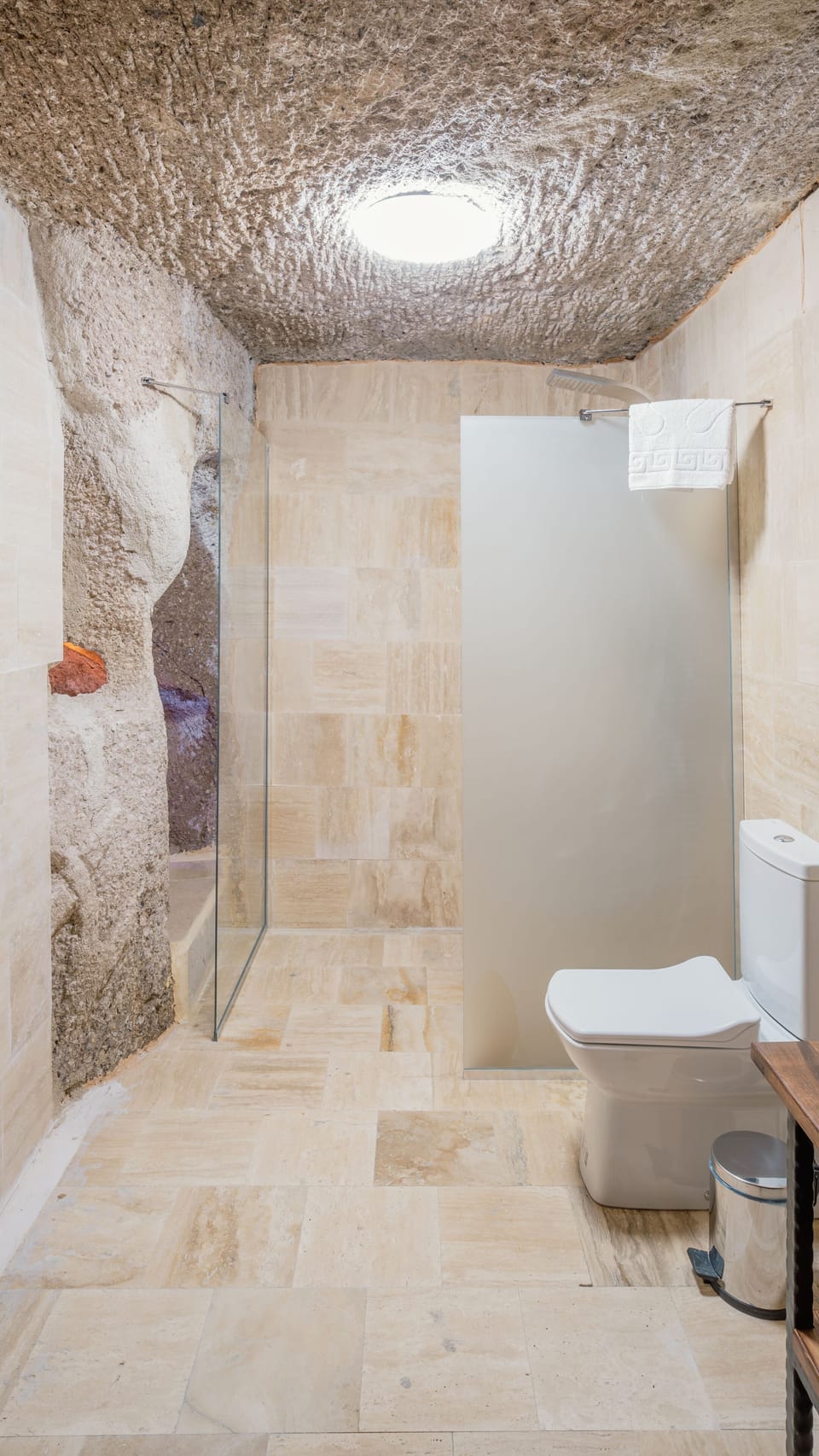 Elite Room | Bathroom | Towels