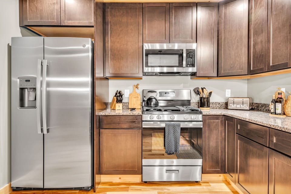 Come gather in the kitchen for more family memories!