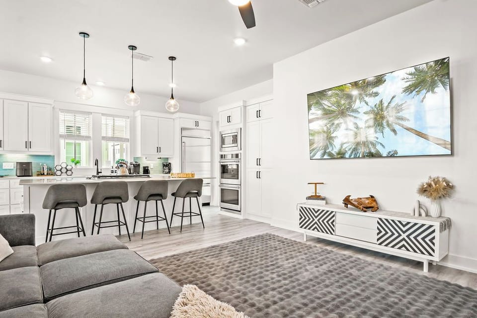 House (4 Bedrooms) | Interior