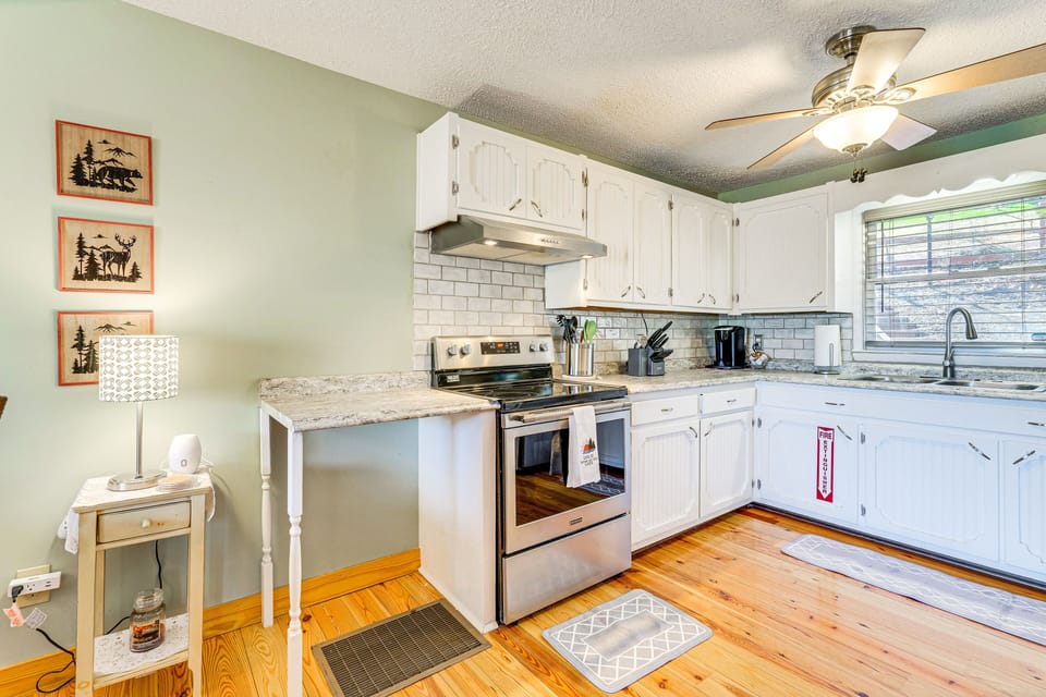 Kitchen | 1st Floor