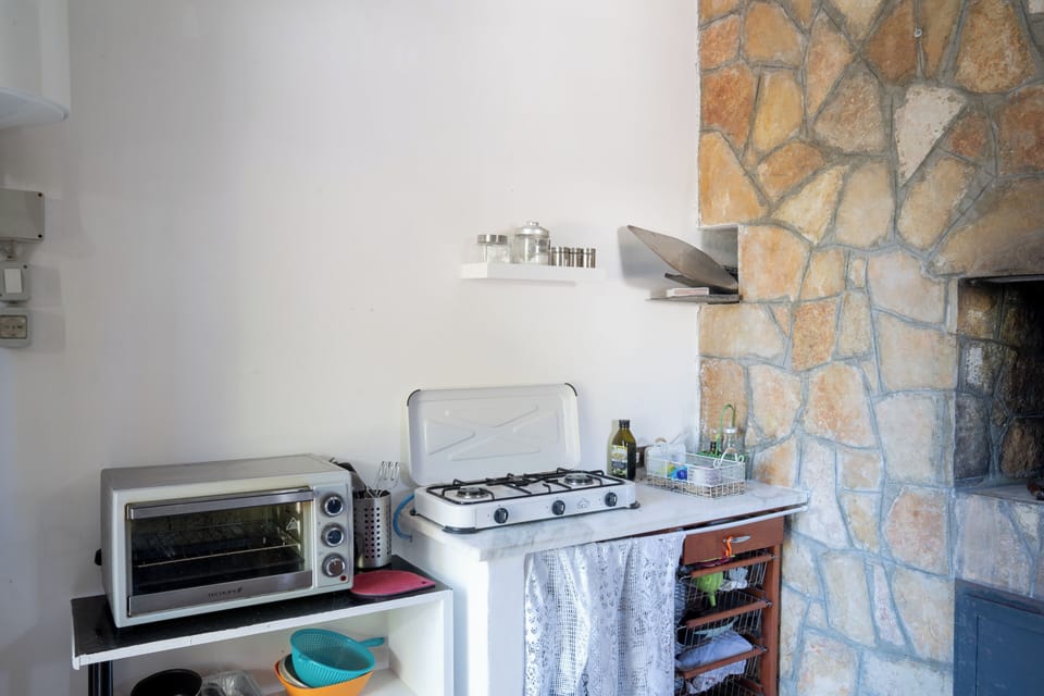Comfort Quadruple Room | Shared kitchen | Full-size fridge, espresso maker, coffee/tea maker, toaster