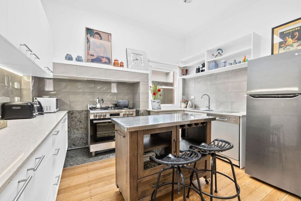 Kitchen with stainless steel appliances & dishwasher