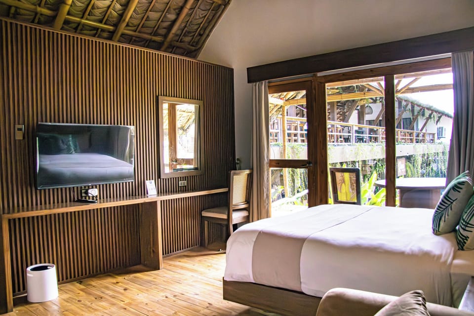 Premier Suite Villa | Egyptian cotton sheets, premium bedding, memory foam beds, WiFi (free)