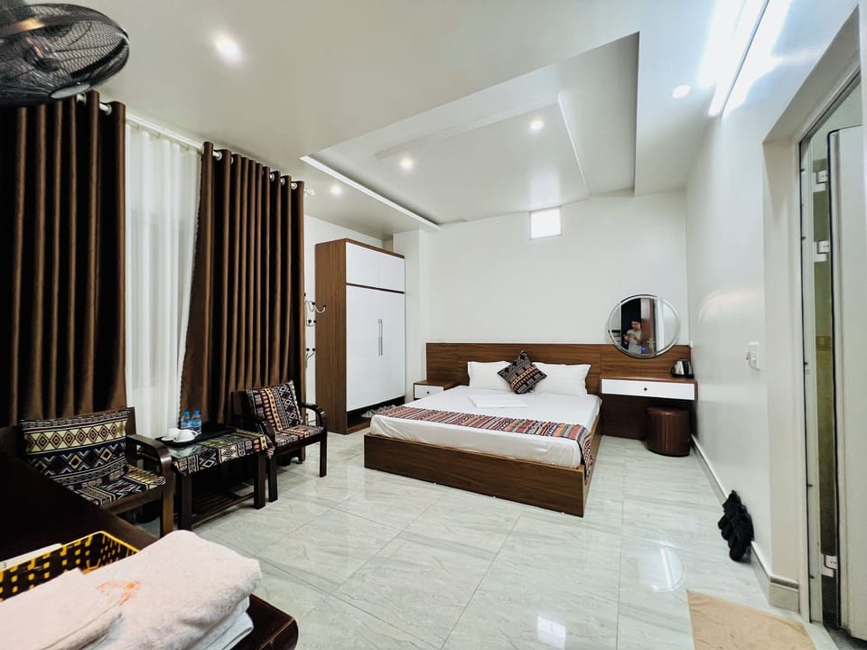 Superior Double Room, Non Smoking | WiFi (free), bed sheets