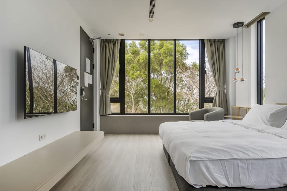 Deluxe Double Room | Blackout drapes, WiFi (free), bed sheets
