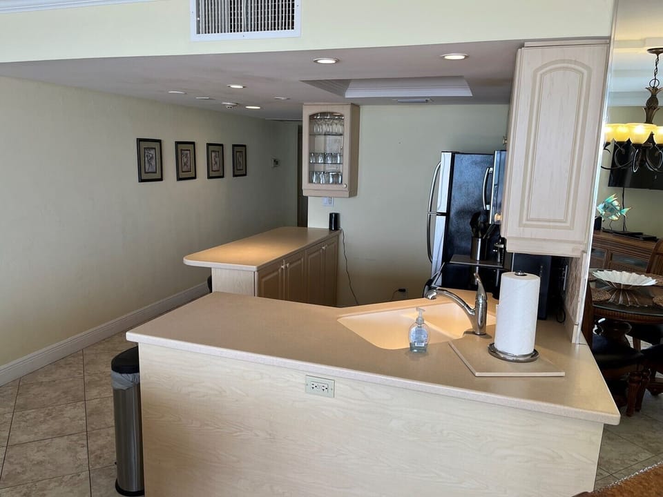 Open Kitchen