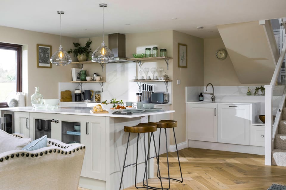 Well-equipped kitchen with all that you need to create a lovely meal after a day spent exploring the local area