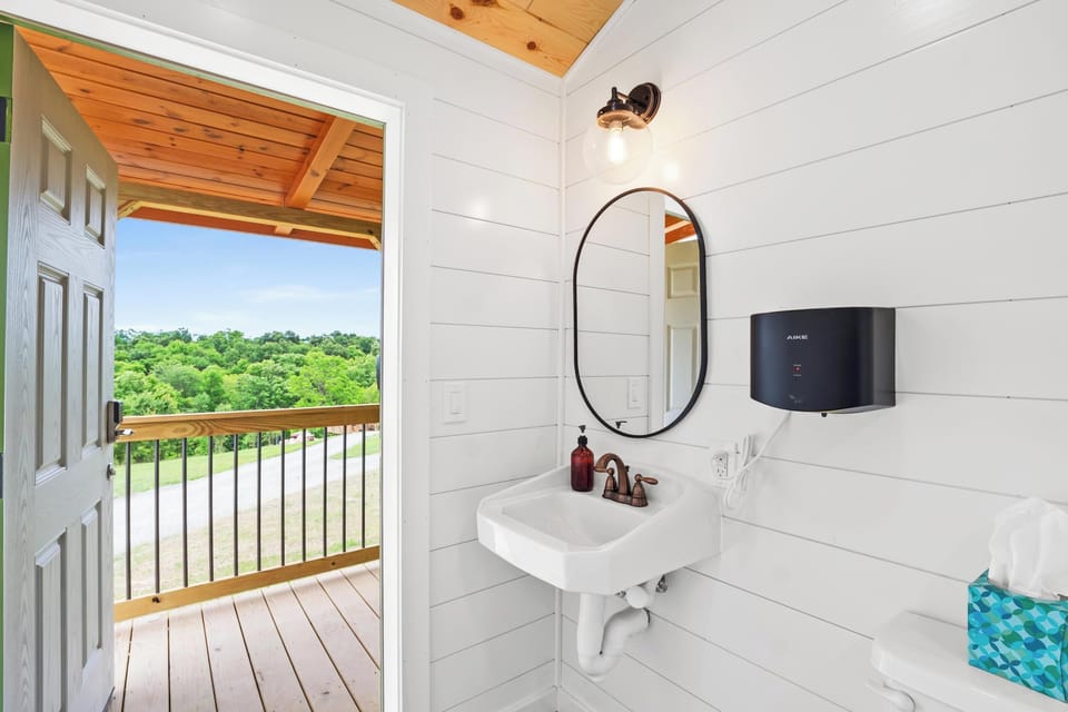 Comfort Tent, Hill View | Bathroom