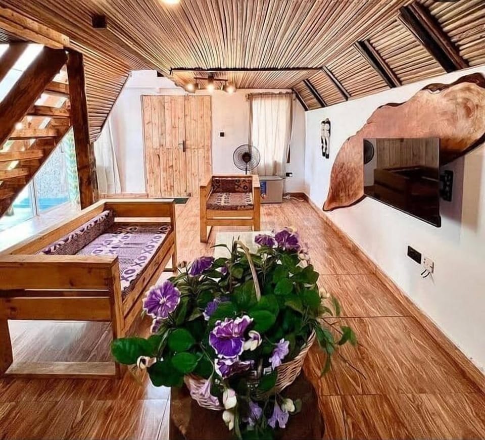 Presidential Penthouse, 1 Bedroom, Private Pool, Beach View | Living area