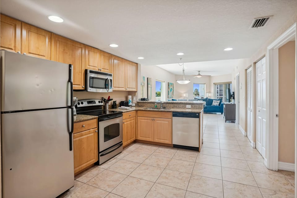 Condo, Multiple Beds (Crystal Palms 201) | Private kitchen | Oven, toaster