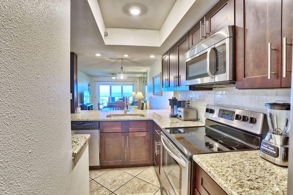 Condo, 1 King Bed with Sofa bed (Land's End 6-203 Beach Front) | Private kitchen | Oven, toaster
