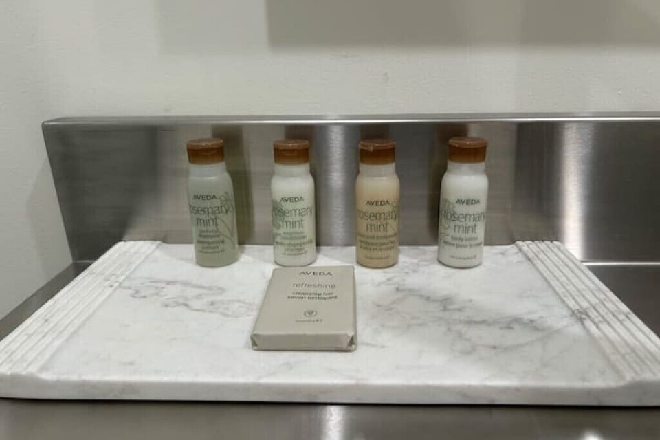 Bathroom amenities