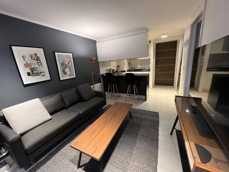 Apartment | Living area | Flat-screen TV