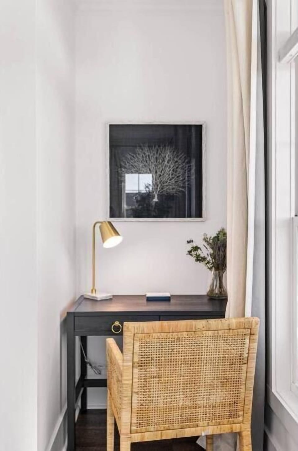Work space located in the front 