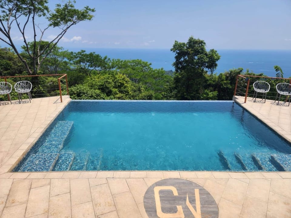 INFINITY POOL WITH SEA VIEW