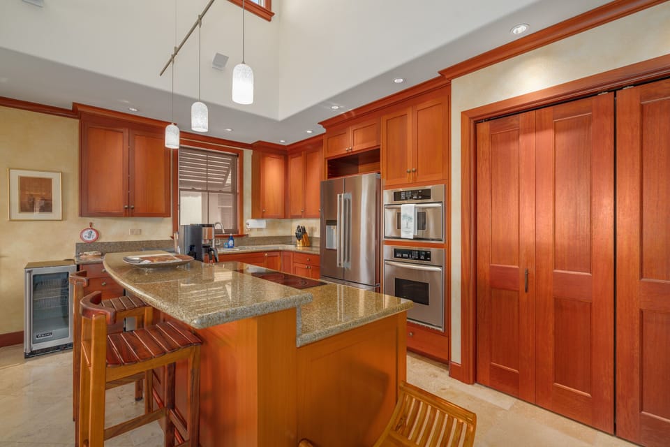 Fully equipped kitchen