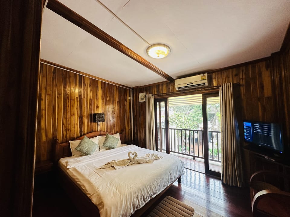 Superior Double Room, City View | Free WiFi