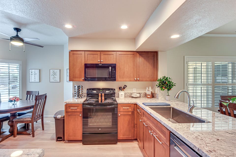 Kitchen | Cooking Basics | Drip & Keurig Coffee Makers | Toaster