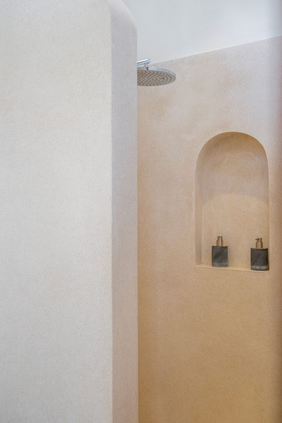 Deluxe Villa | Bathroom | Shower, hair dryer, towels