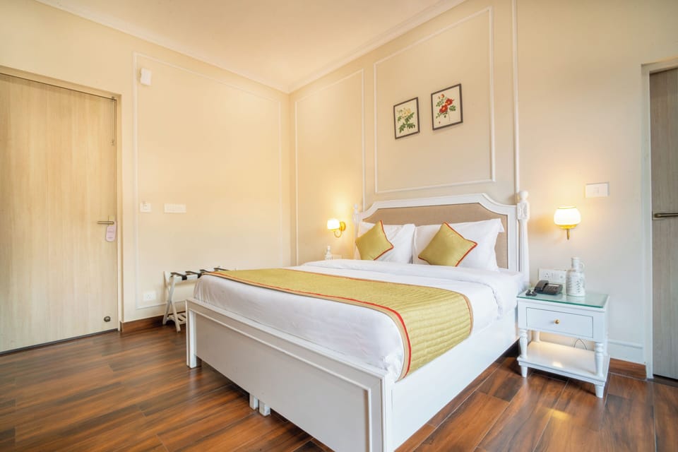 Deluxe Double Room | Free WiFi, bed sheets