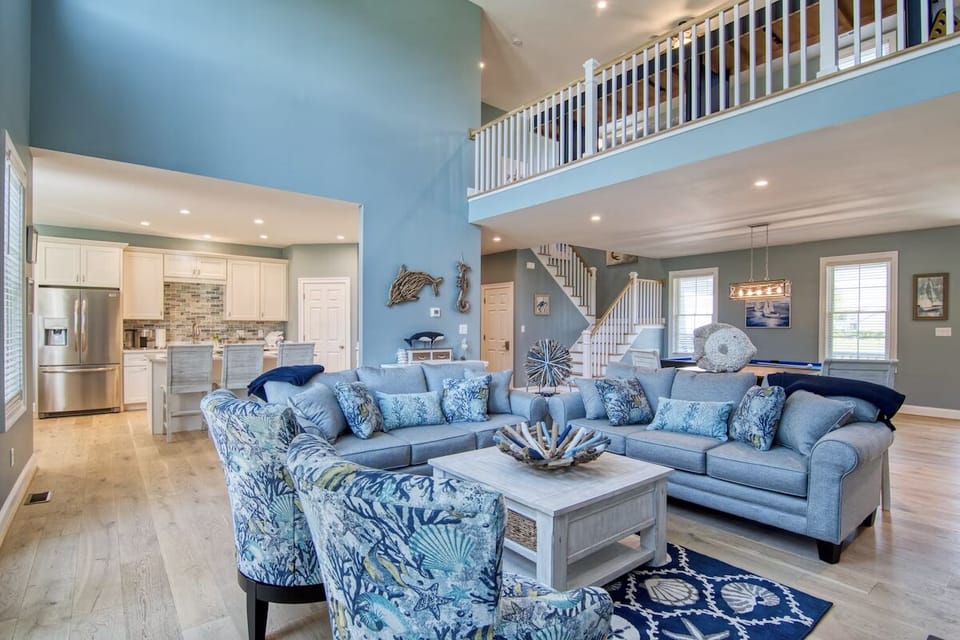 Spacious open living area-relax after a round at Bay Creek's golf courses