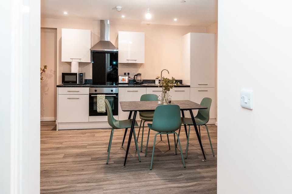 Apartment | Private kitchen | Fridge, microwave, oven, stovetop