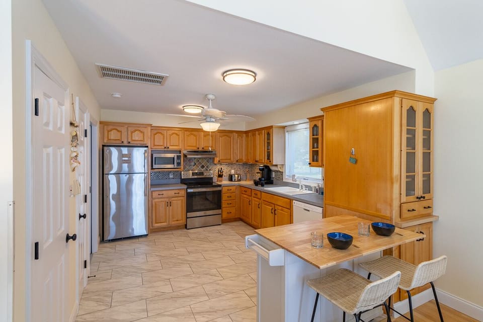 Mid Level Kitchen