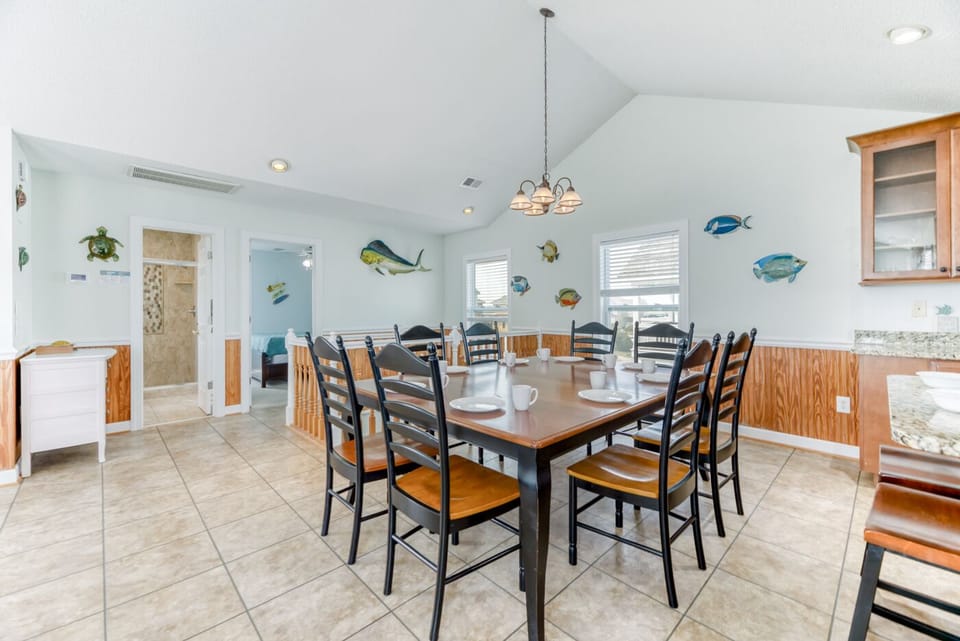 Top Level Dining Area