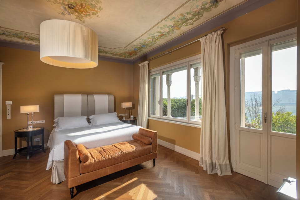 Junior Double Room | Desk, soundproofing, free WiFi, bed sheets