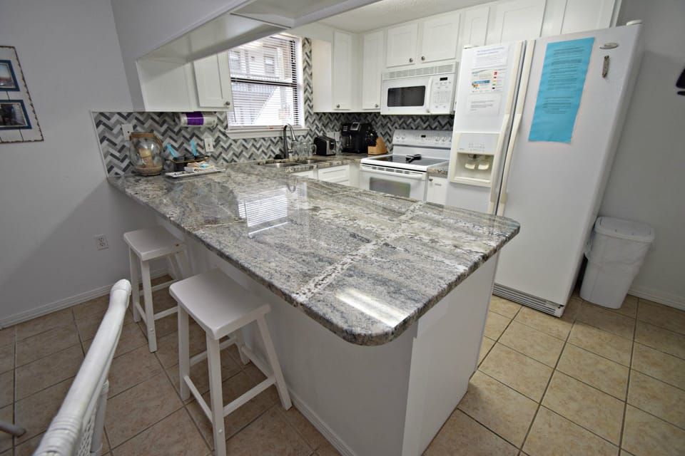 Condo, Multiple Beds, Balcony (Heron Landing #11) | Private kitchen | Coffee/tea maker