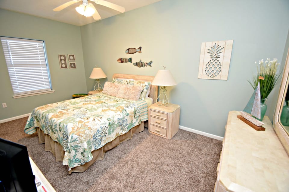 Apartment, Multiple Beds, Balcony, Ocean View (Phoenix VII 71208) | 3 bedrooms, individually decorated, individually furnished, bed sheets