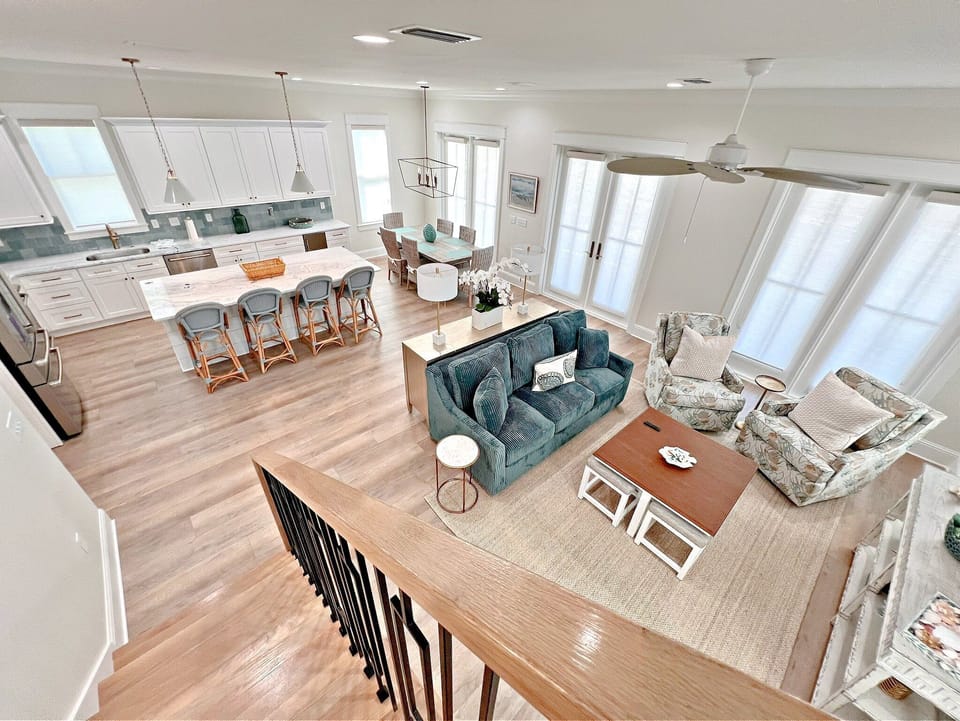 Condo, Multiple Beds, Kitchen, Pool View (Southern Coastal) | Private kitchen