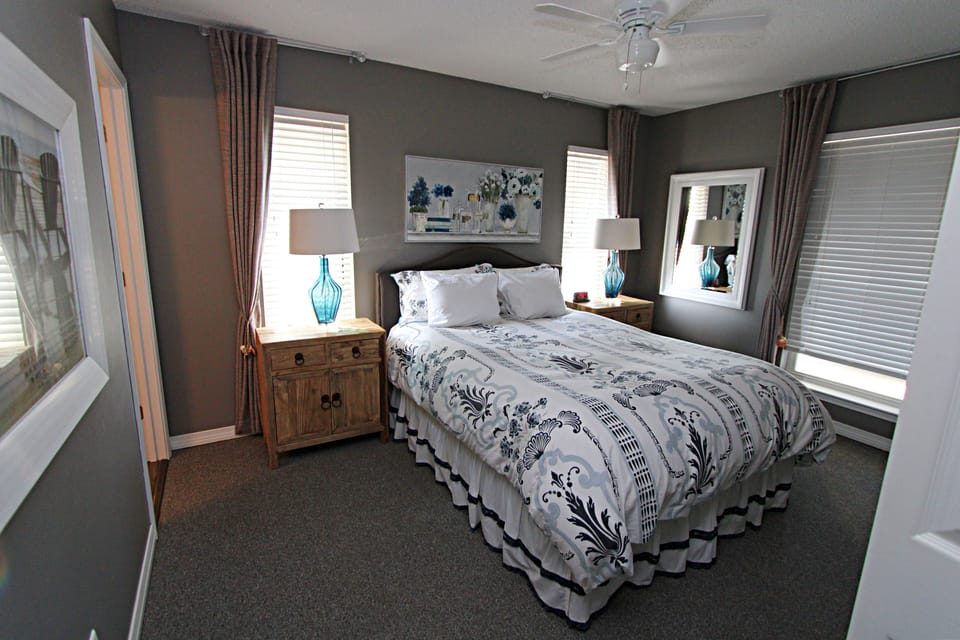 Pelican's Rest Beach House House in Alabama