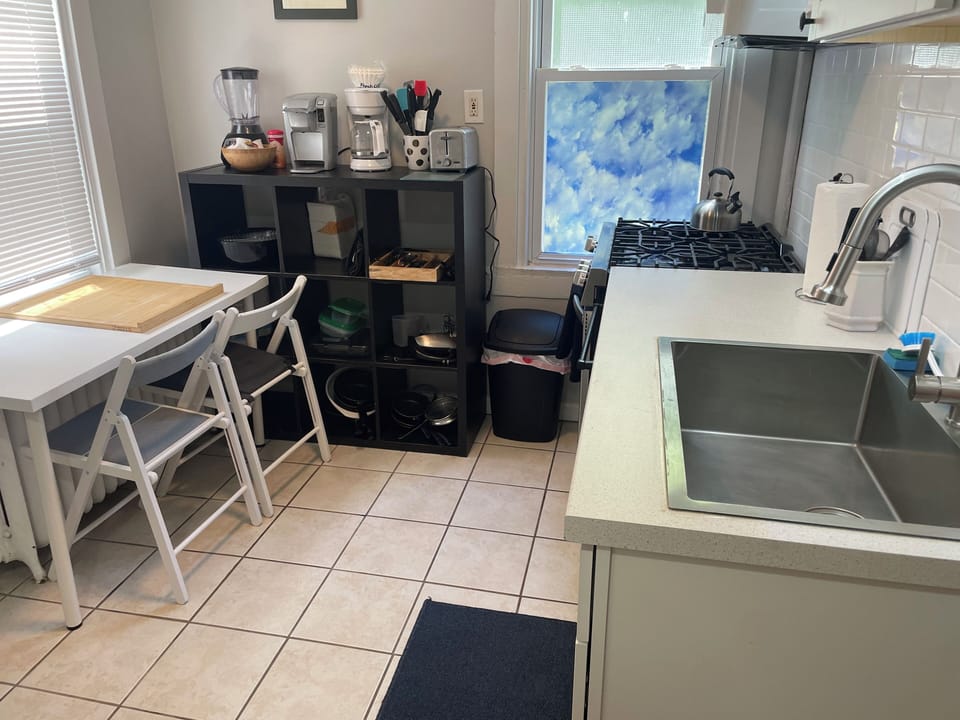 Fully equipped kitchen, both k-cup and drip coffee makers, blender, mixer, etc.