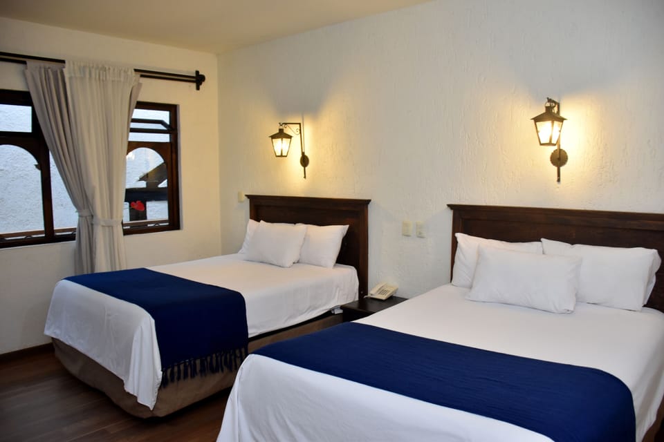 Basic Double Room | Iron/ironing board (on request), WiFi (free)