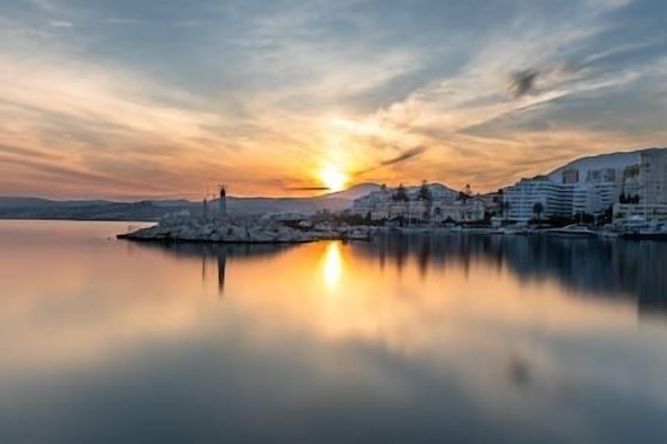 All facilities and best restaurants on walking distance (4)