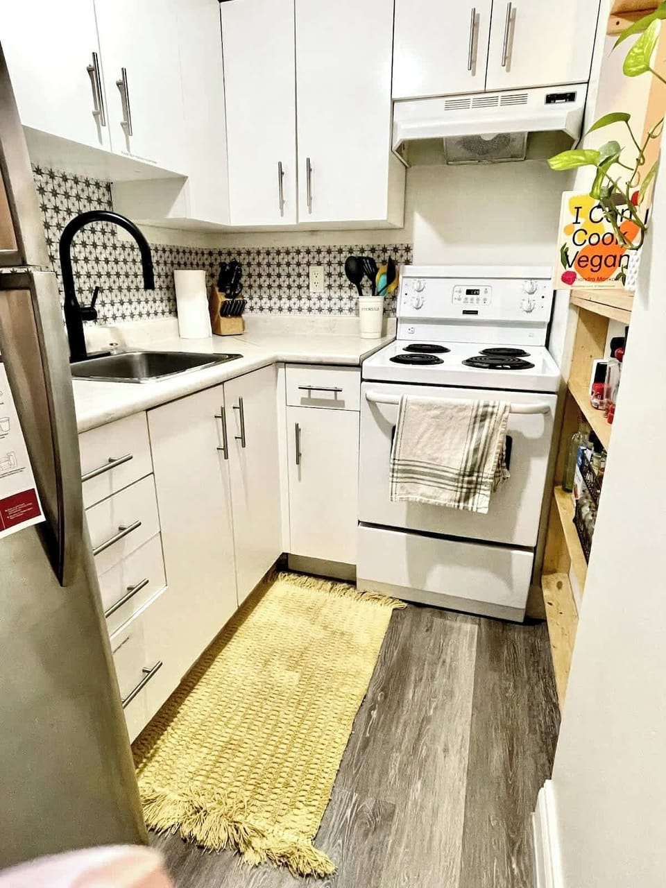 Upgraded some kitchen decor! ;)