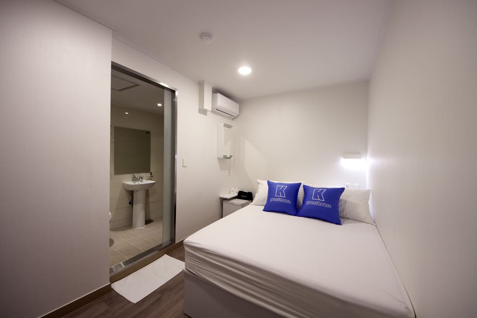 Standard Double Room | Blackout drapes, iron/ironing board, free WiFi, bed sheets