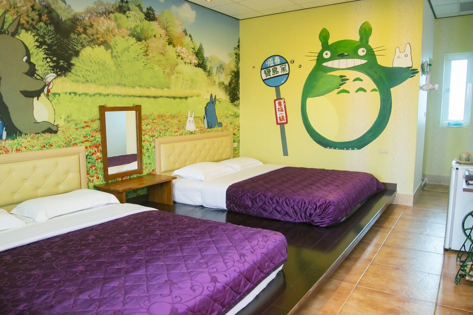 Quadruple Room | Desk, soundproofing, rollaway beds, free WiFi
