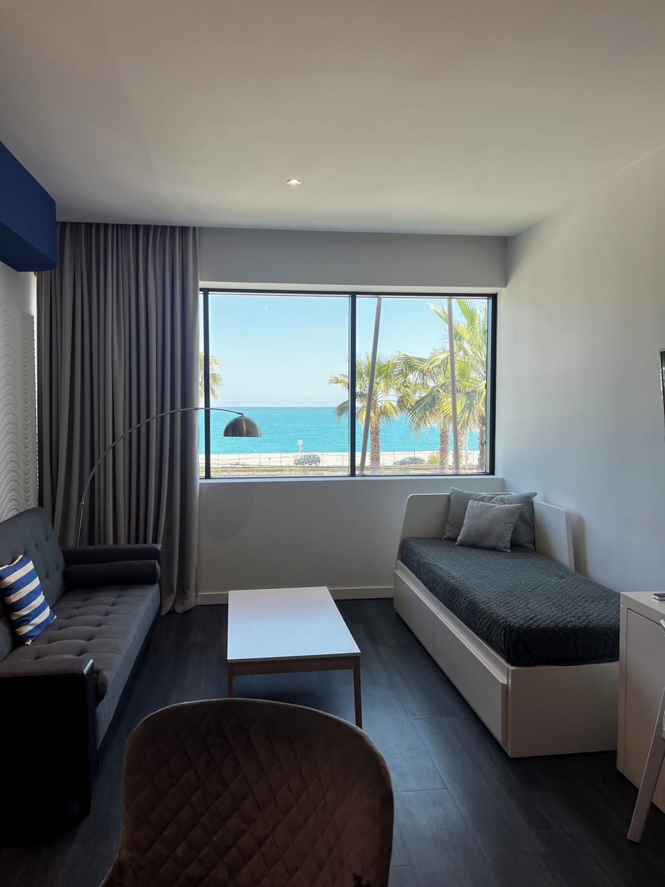 Suite | Premium bedding, in-room safe, desk, laptop workspace
