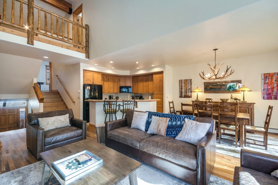 Waterstone 23 Living Area