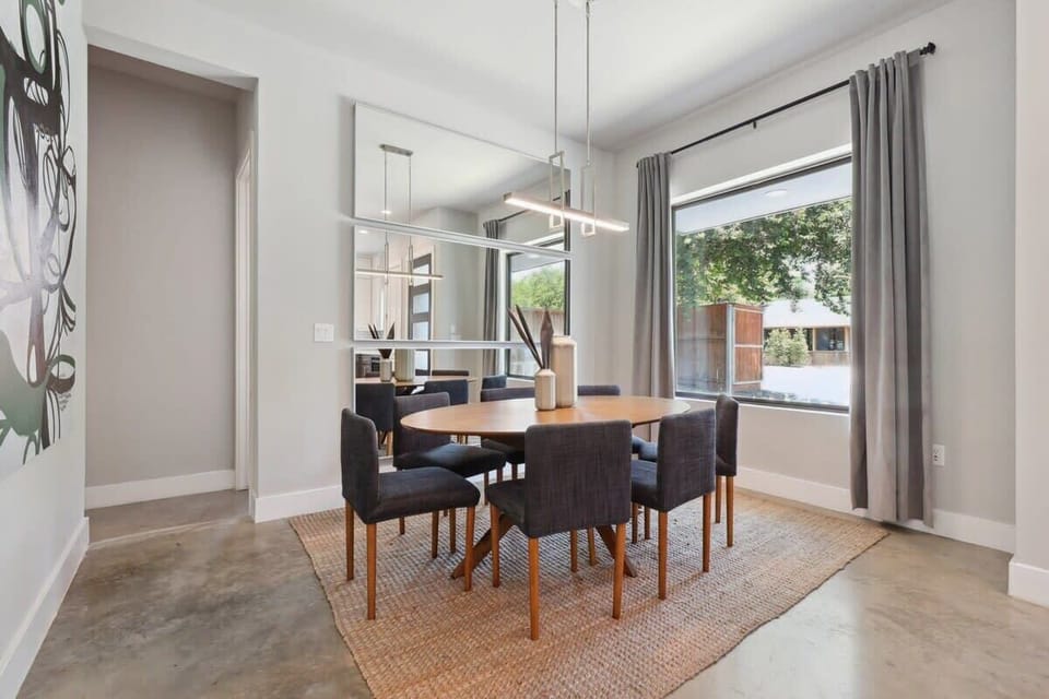 Unit A | Open Concept Dining Area | First Floor | Seats up to 7
