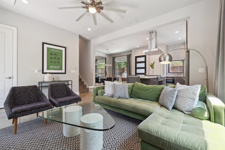 Unit A | Open Concept Living Room | XL Flat Screen TV | First Floor | Central Common Area
