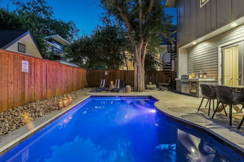 Unit A | Private Outdoor Area | Pool | Sun Loungers | Outdoor Dining & Seating Area | Grill | First Floor
